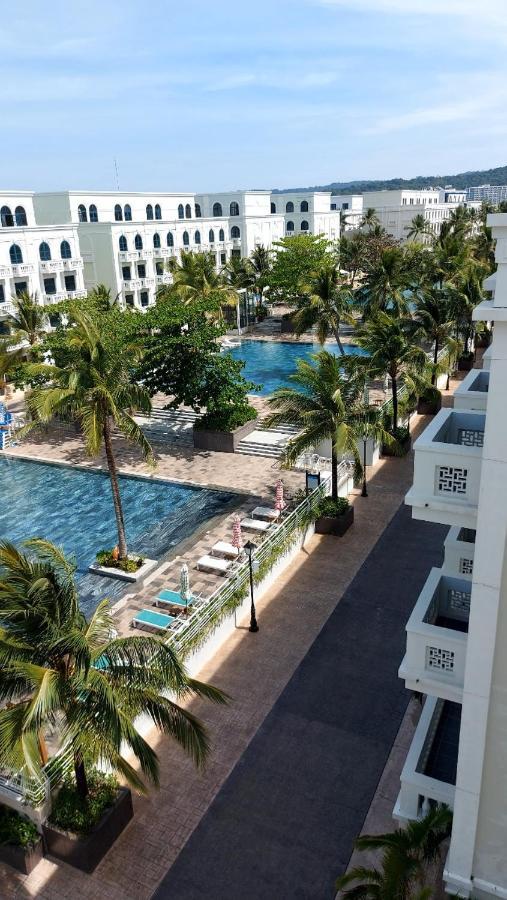 Marina Resort Waterfront Minh Phu Quoc Beach Swimming Pool Dış mekan fotoğraf